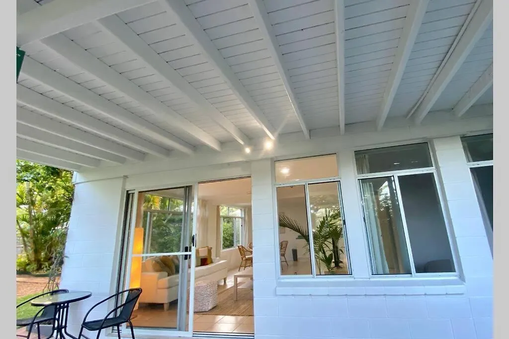 Tree Escape Apartment Rainbow Beach